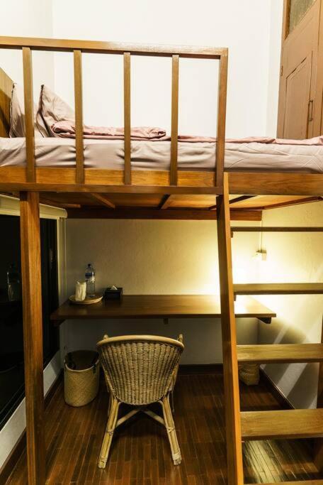 Solo - Fong Lee Cc Lampang Walking Street Apartamento Exterior foto