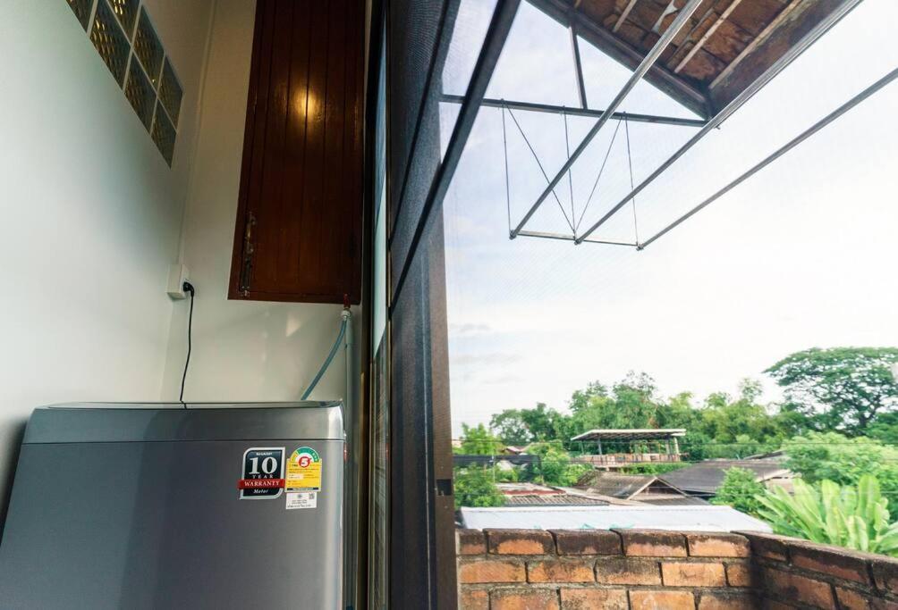 Solo - Fong Lee Cc Lampang Walking Street Apartamento Exterior foto